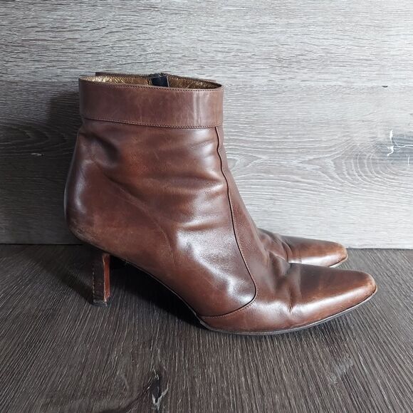 Cole Haan Leather Pointy Toe Ankle Bootie 9 - Picture 1 of 11